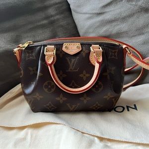 💞Final Price💞Authentic Louis Vuitton Nano Turenne💞